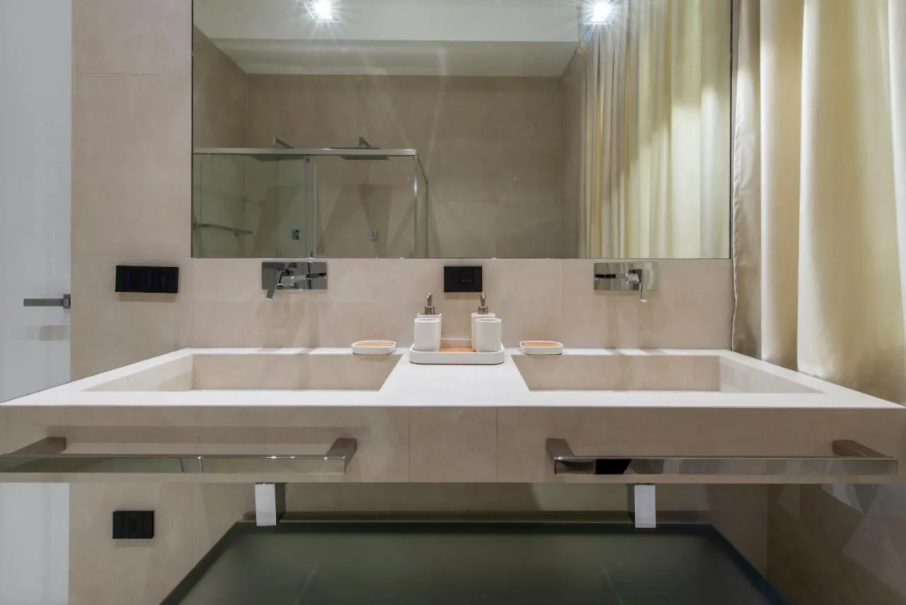 Vivilo With Private Pool-Foresteria Appartamento Milano