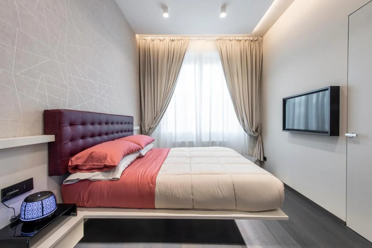 Vivilo With Private Pool-Foresteria Appartamento Milano Italia