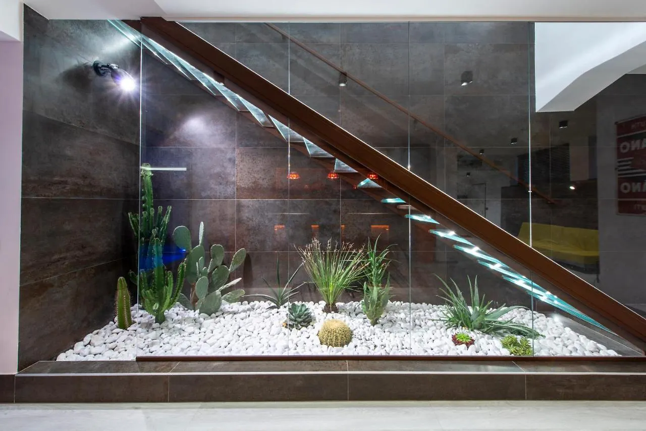Vivilo With Private Pool-Foresteria Appartamento Milano 0*,